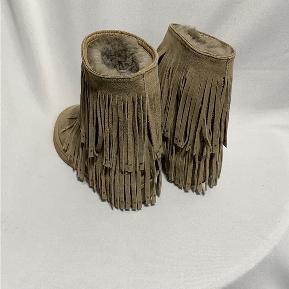 Koolaburra - boots - Picture 1 of 9